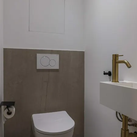 Perfect For Exploring - 2br-6p - Center Of Appartamento *